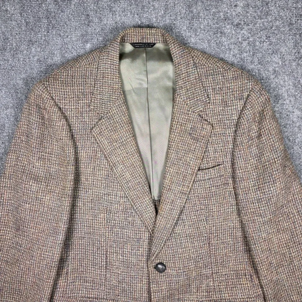 Harris Tweed scottish pattern